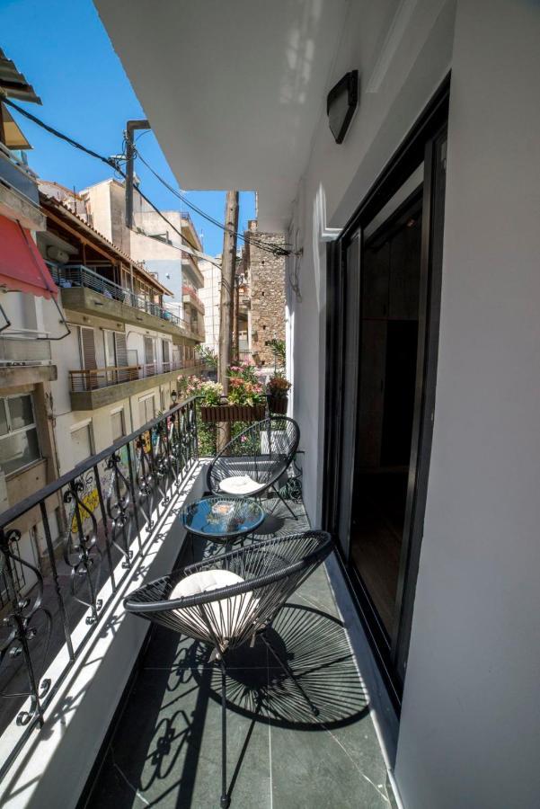Luxurious Apartment In The Heart Of Town ! Loutráki Zewnętrze zdjęcie