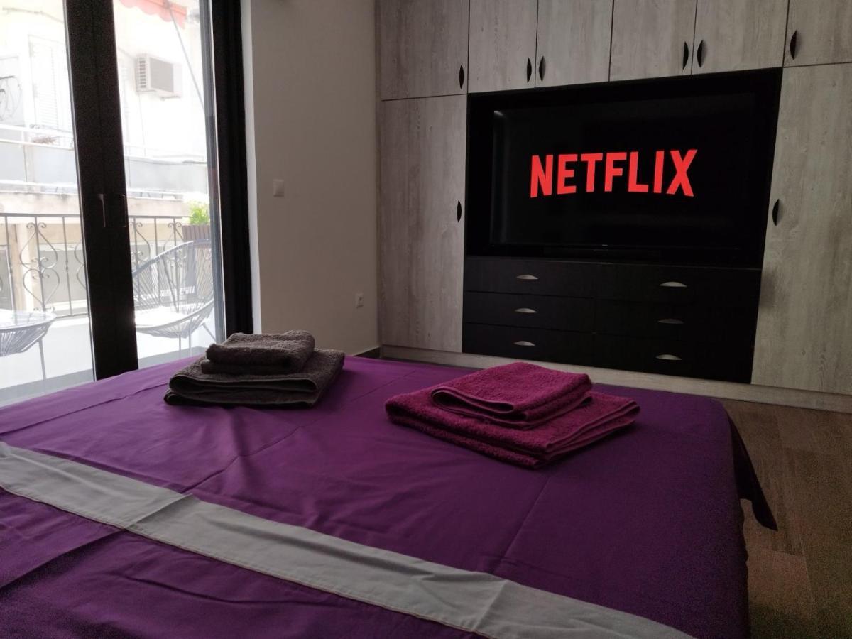 Luxurious Apartment In The Heart Of Town ! Loutráki Zewnętrze zdjęcie
