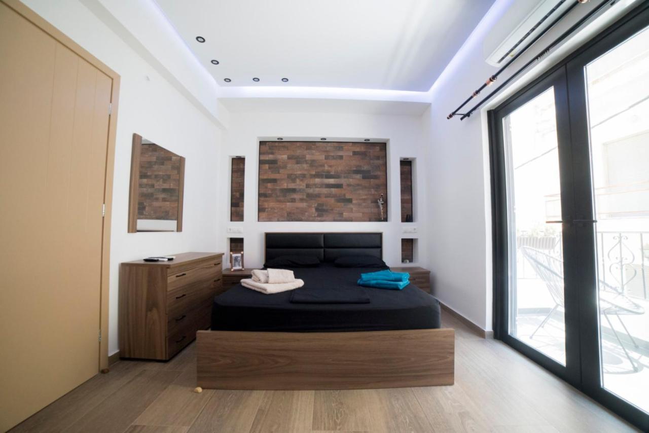 Luxurious Apartment In The Heart Of Town ! Loutráki Zewnętrze zdjęcie